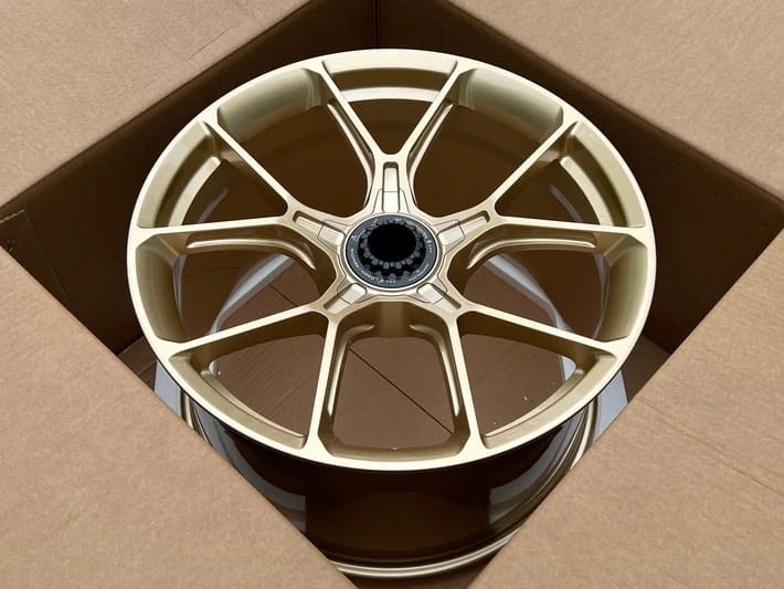 karton na felgę.jpg